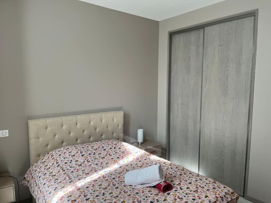 Superbe Appartement Plein Centre Millau Exterior photo
